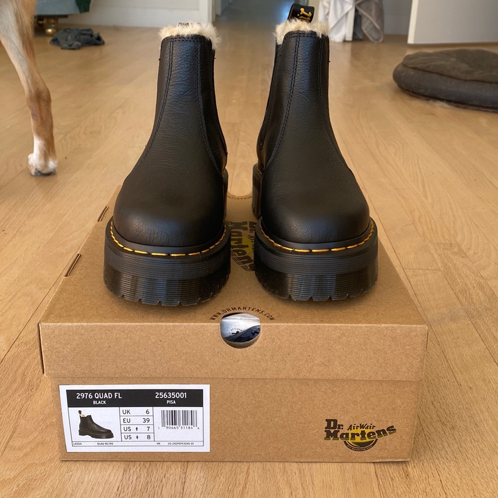 Dr Martens - platform Chelsea boots